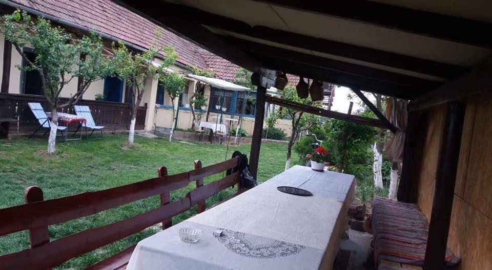 Casa Traditionala Ardeleana Madaras  Esterno foto