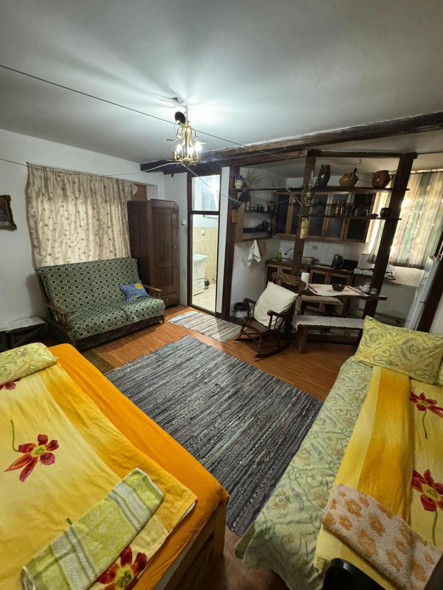 Casa Traditionala Ardeleana Madaras  Esterno foto