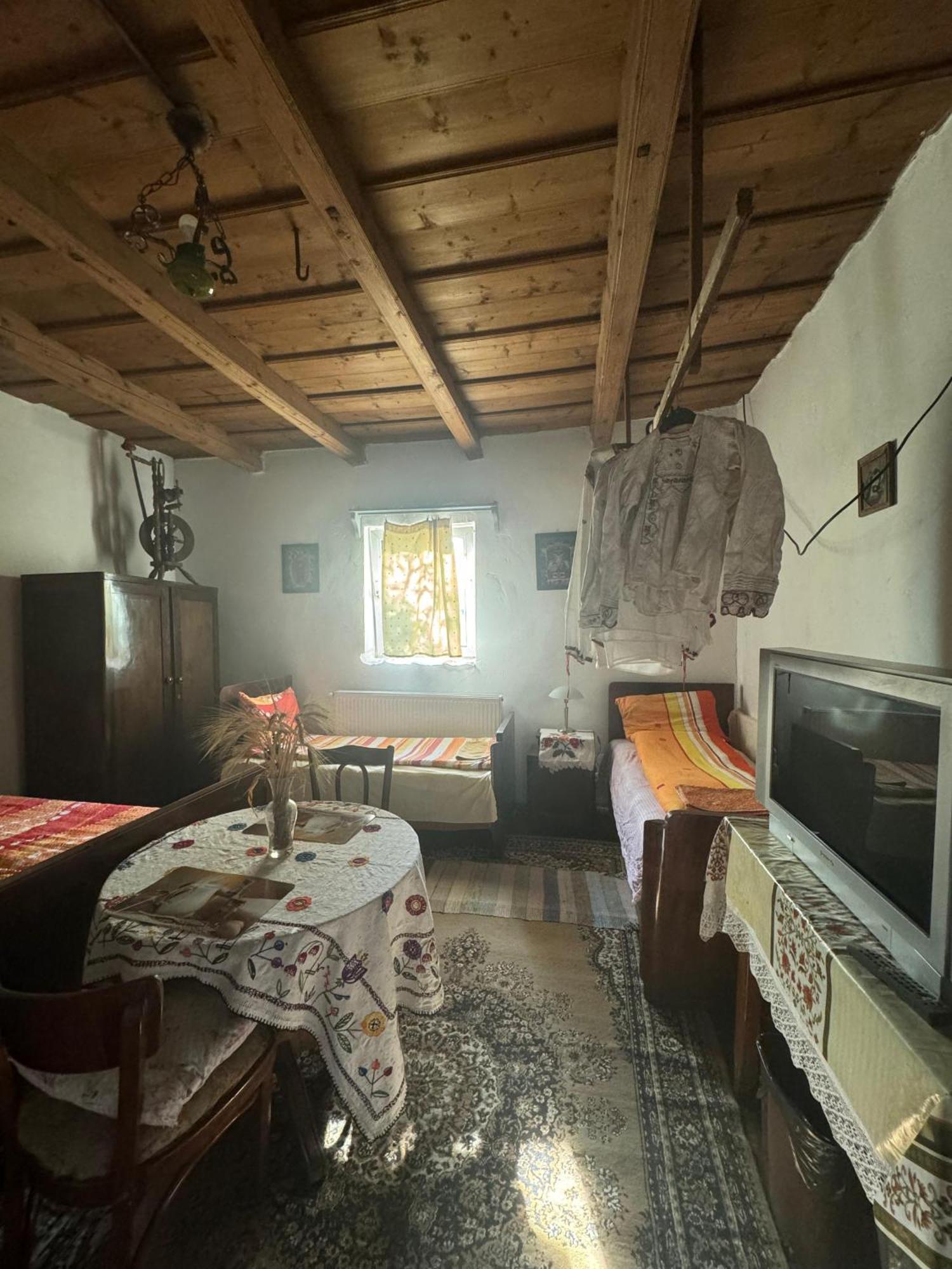 Casa Traditionala Ardeleana Madaras  Esterno foto